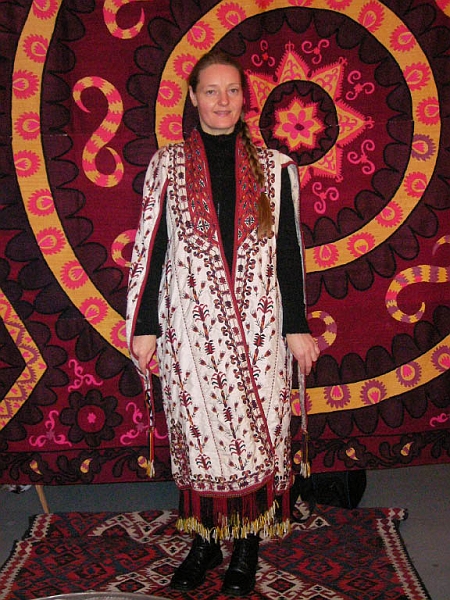 SANY0078.jpg - Gandharvika, Sraddha und Wa-ki zu Gast bei Manfredo Manera, Galerie-Atelier Faerbergasse (Wien)